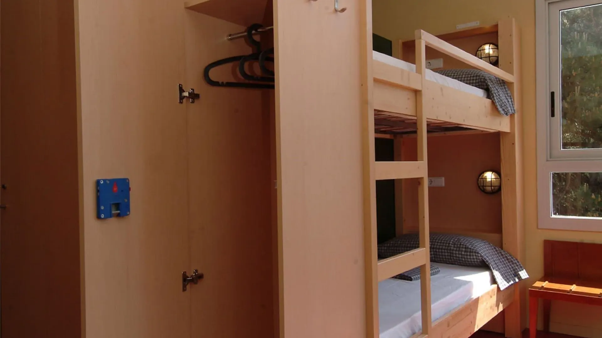 Inout Hostel La Floresta Pearson 0*,