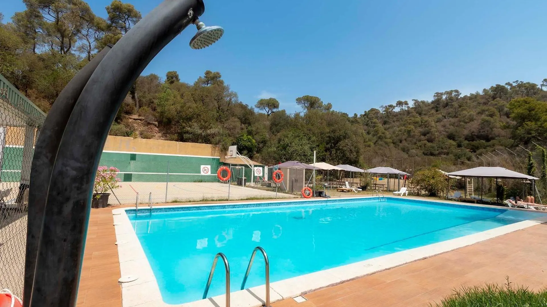 Inout Hostel La Floresta Pearson 0*,